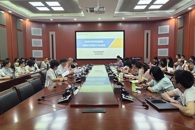 �������ۡ�У������ƾ�����������ѧԺָ����ѧͷ�Դ�����