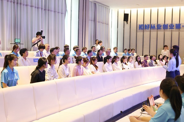 �򵼼α���ʦ���������ԢĿ�����е�����˰��֪ʶ�Ͱ�˰���վ����߸�У˰��ִ��֪ʶ��ս��