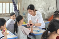 ������������  ��������ͯ�ꡪ���ƾ�����������ѧԺ�ֳɿ�չ��ѧ�����ڡ������硱���ʵ��