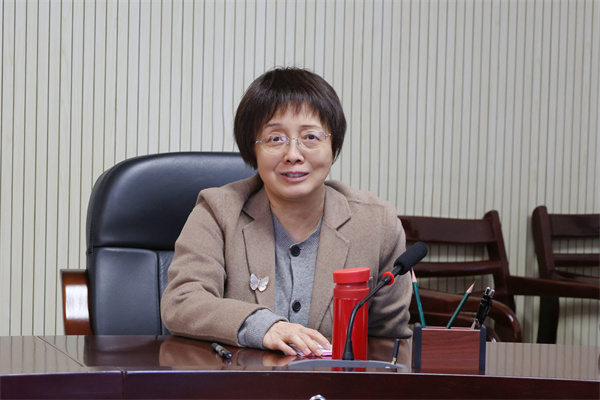 �������ڽ���