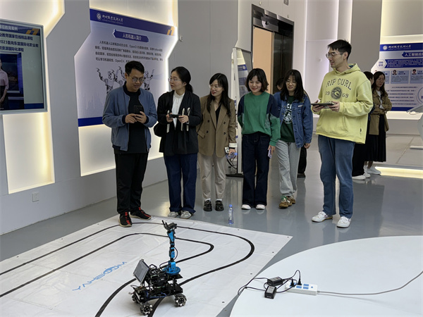 �����������˹����ܹ�ҵѧԺ