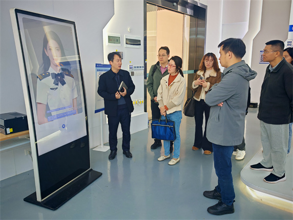 ����365���й�˾����У��