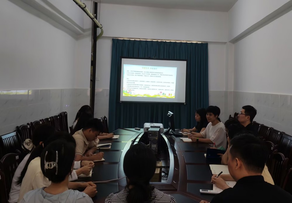 ����������ڷ�������