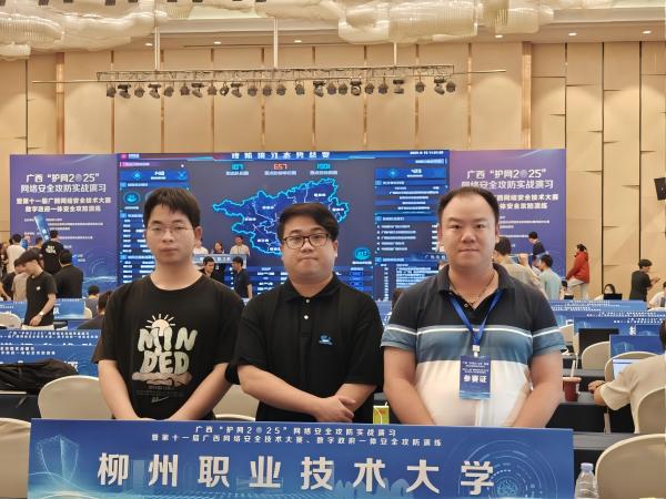 E:/6��������������/���繥������/�ֳ�.jpg�ֳ�