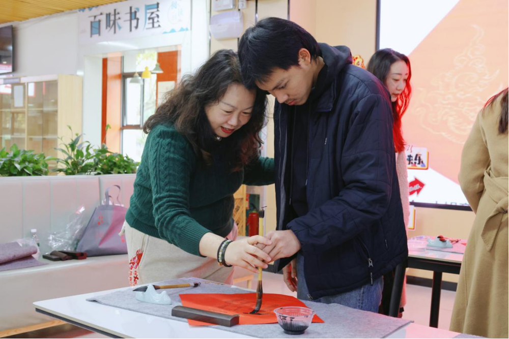 1e7bbcae62924558a4c9dfe49d3ae211 1e7bbcae62924558a4c9dfe49d3ae211