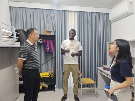 20b3e620f8d94adf82d1605b24977732