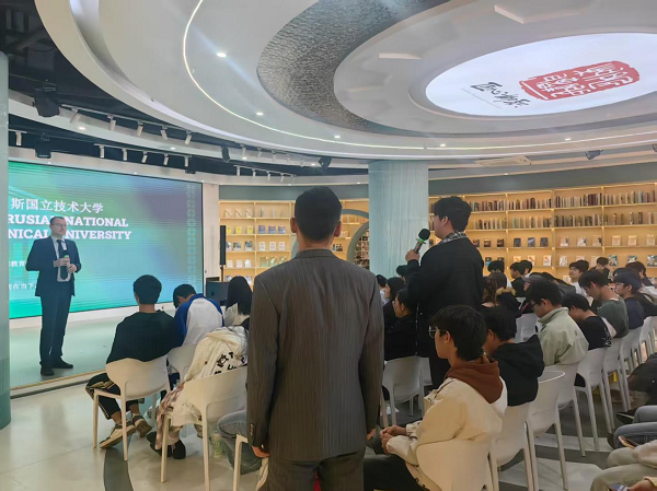 ѧÉúÌáÎÊ Ñ§ÉúÌáÎÊ