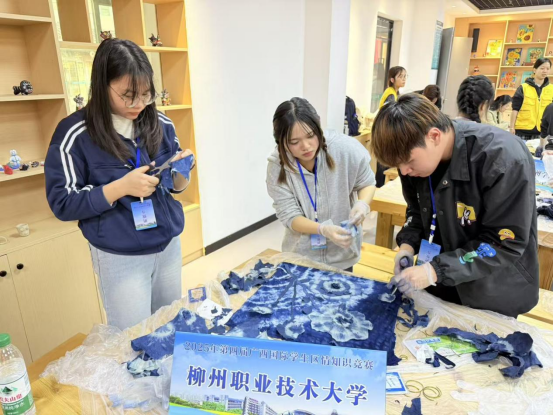 ebb3214b9ae640dda5c9bfb5b0d84ae9