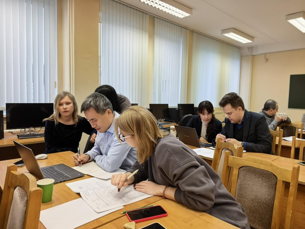 ¸÷רҵ¿Î³Ìϵͳ×êÑлáÏÖ³¡ ¸÷רҵ¿Î³Ìϵͳ×êÑлáÏÖ³¡