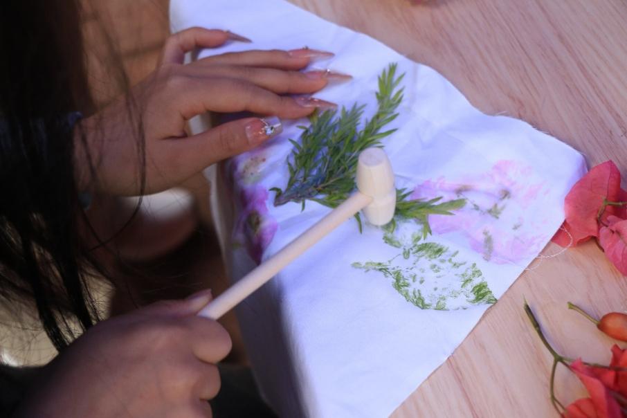 8a5e6200d5ad4bd98e05d4dcaa03c017