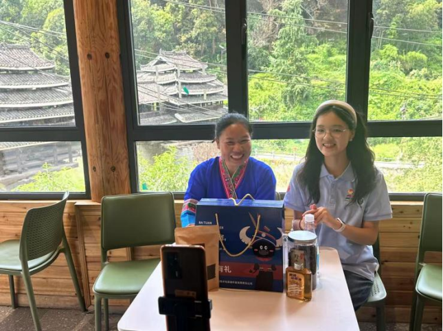 03ce4f42bf32416aa3eb7f84f420b3f7