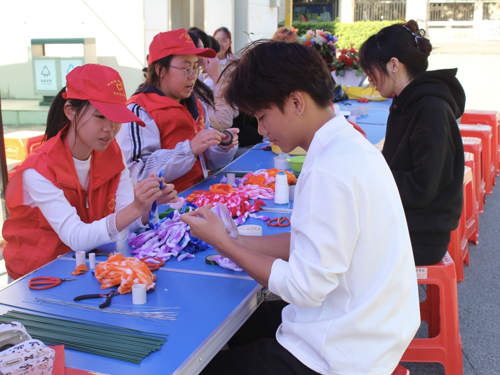 �������黷��