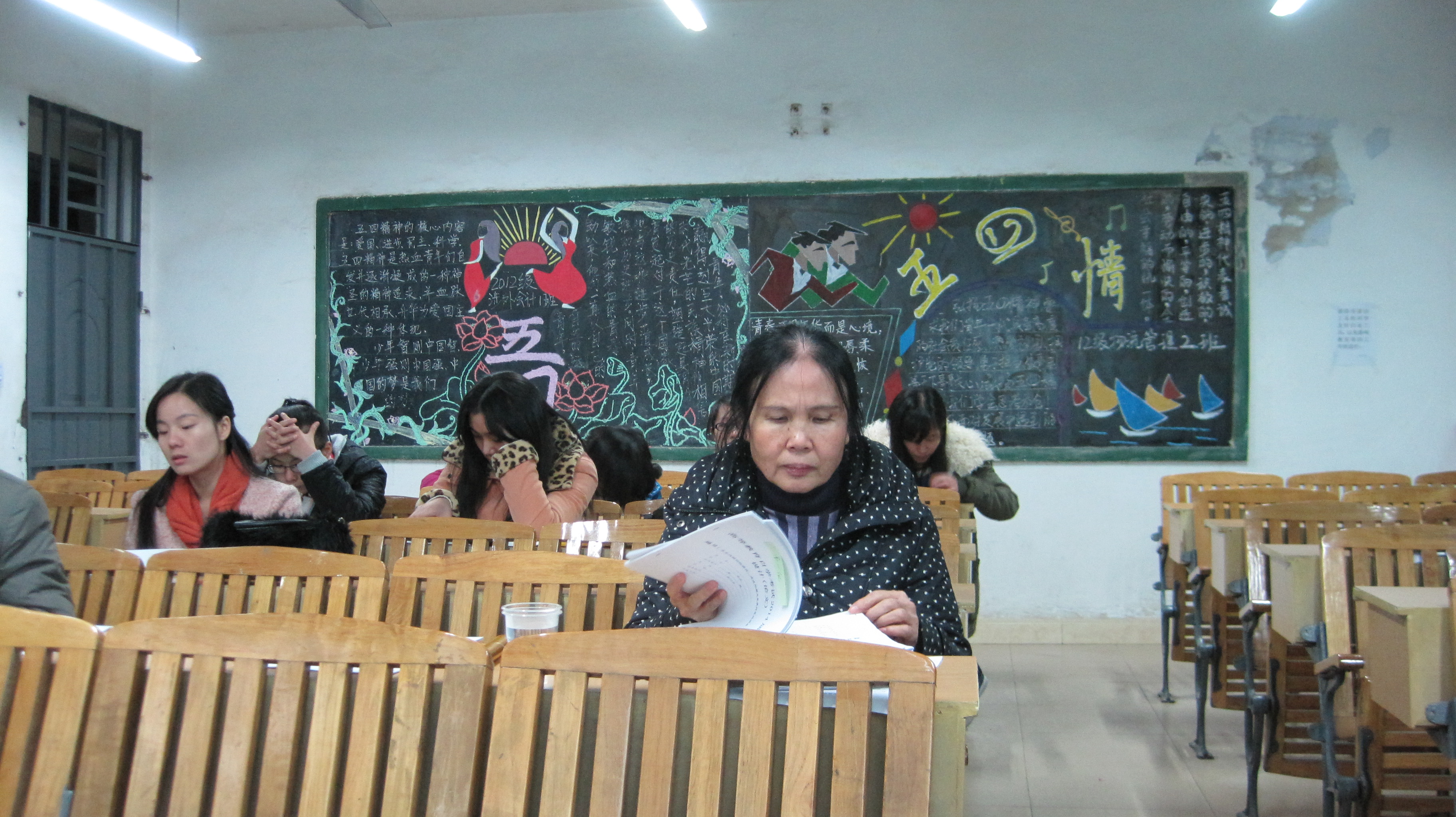 20131224120049406 ¹ãÎ÷¿Æ¼¼´óѧºÎСƽÏÈÉú¼ÓÈëÖ¸µ¼