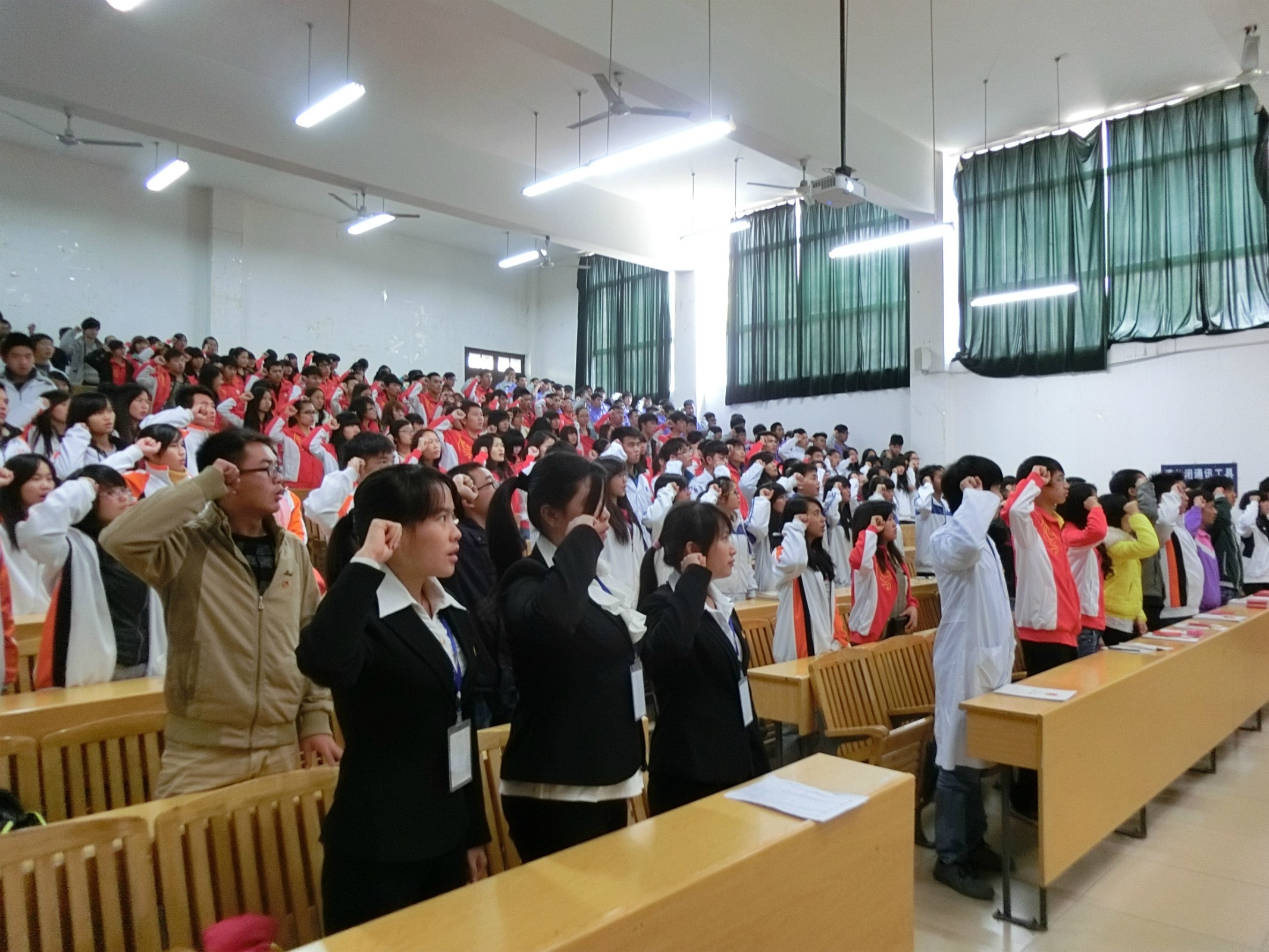 20131227095348176 20131227095348176