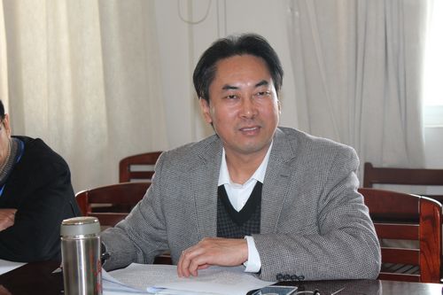 20131231170612655 党委副书记阳旭加入聚会并作聚会点评