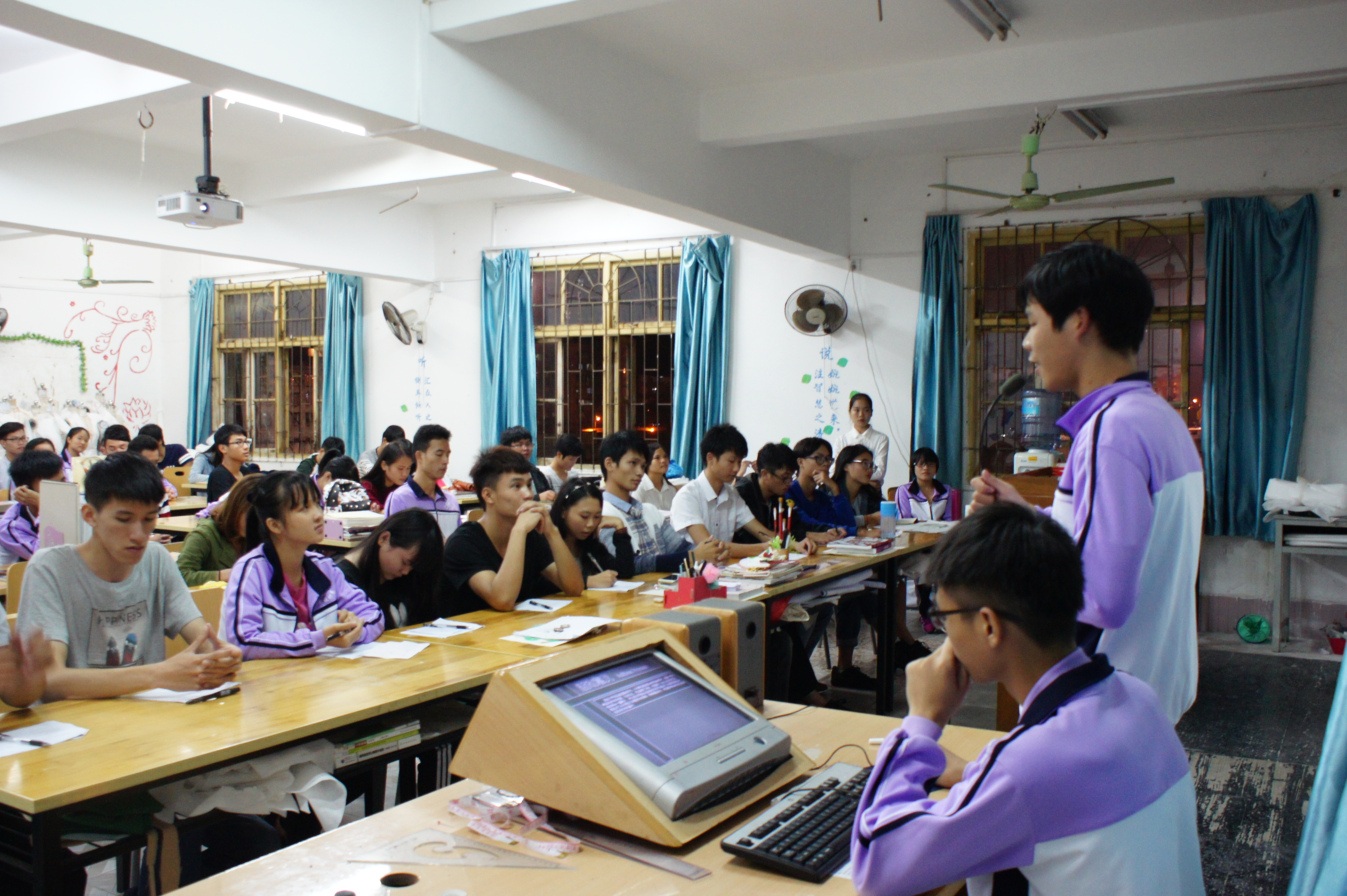 �����ֳ�