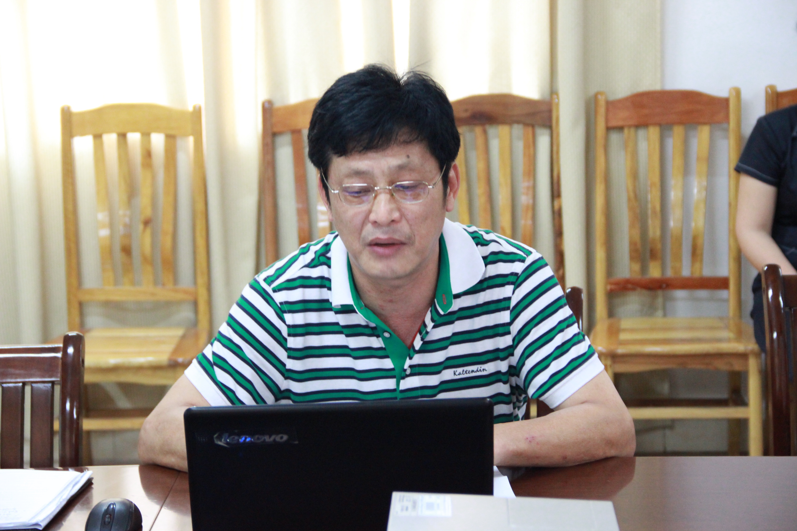 20160530084217321 ¸ßÓ¾üÊé¼Ç×÷¡°Á½Ñ§Ò»×ö¡±Ñ§Ï°½ÌÓý±¨¸æ