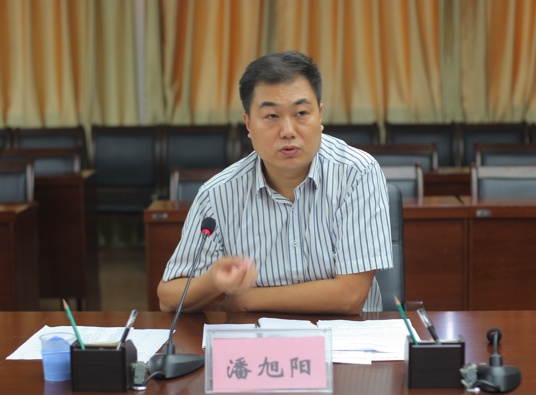 �н����ָ��ֳ�����������������