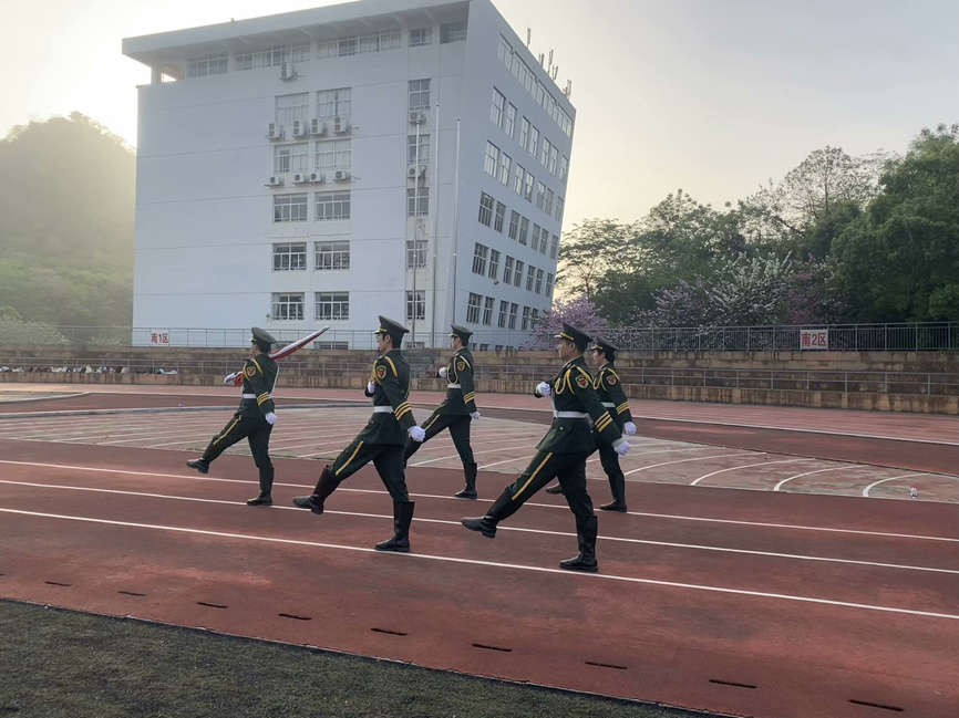 8a05e41e-e2fe-44fd-9eff-95916602c58d 8a05e41e-e2fe-44fd-9eff-95916602c58d