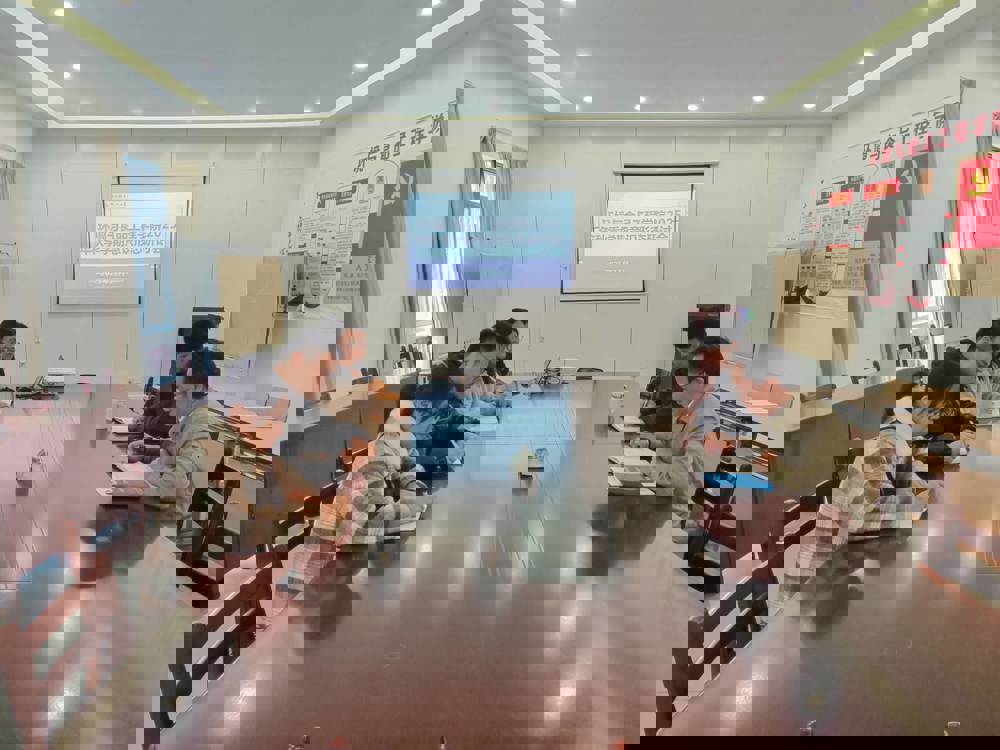 01213A90E0198BF871BBE17B498DFDF9