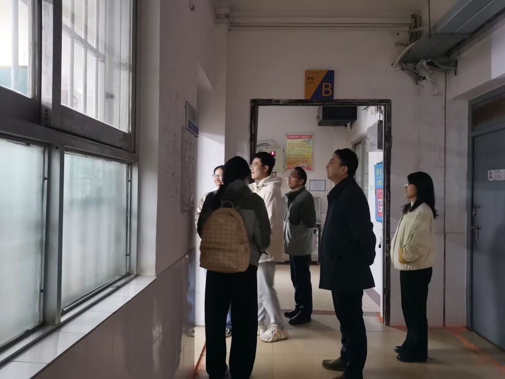 ������ʳ�﹤��ѧԺ��չ2026�괺ѧ�ڿ�ѧ���ϼ��