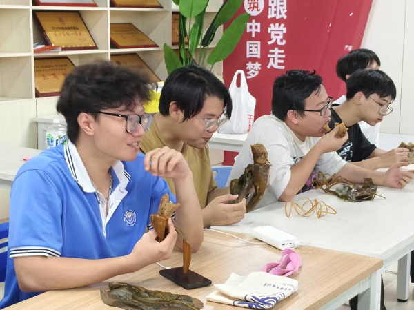 �����Ӵ���