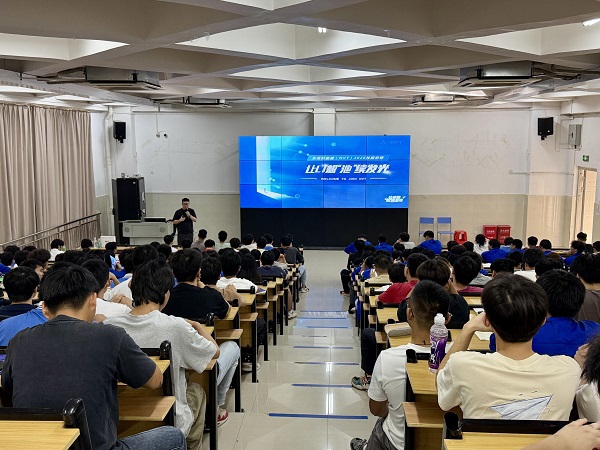 ���ܵ��������ֳ�