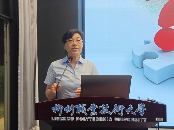 ������С�޽���