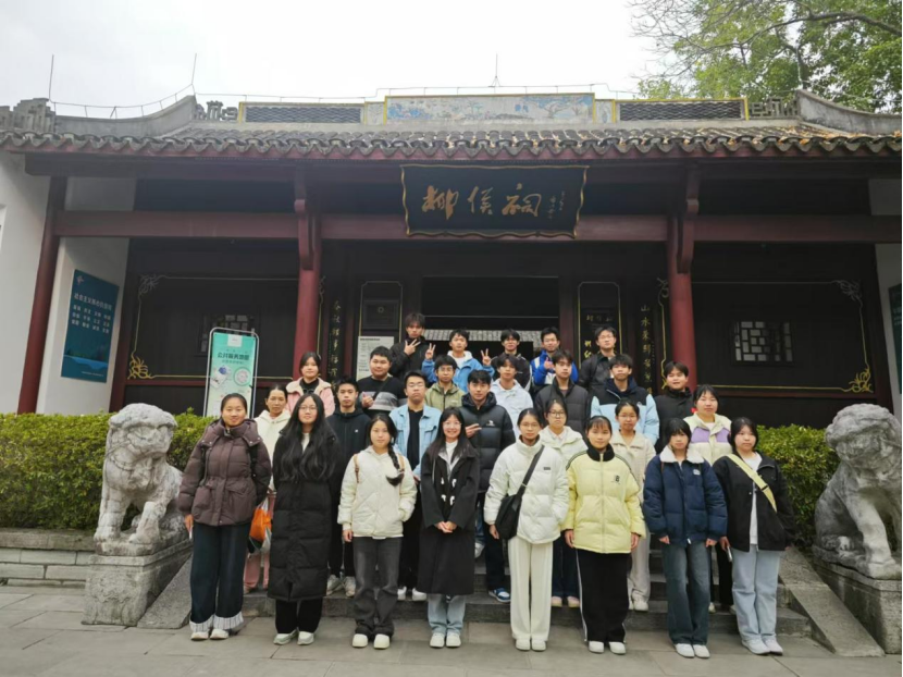 5af33e8590d64c7bb4a992b1d98f187c