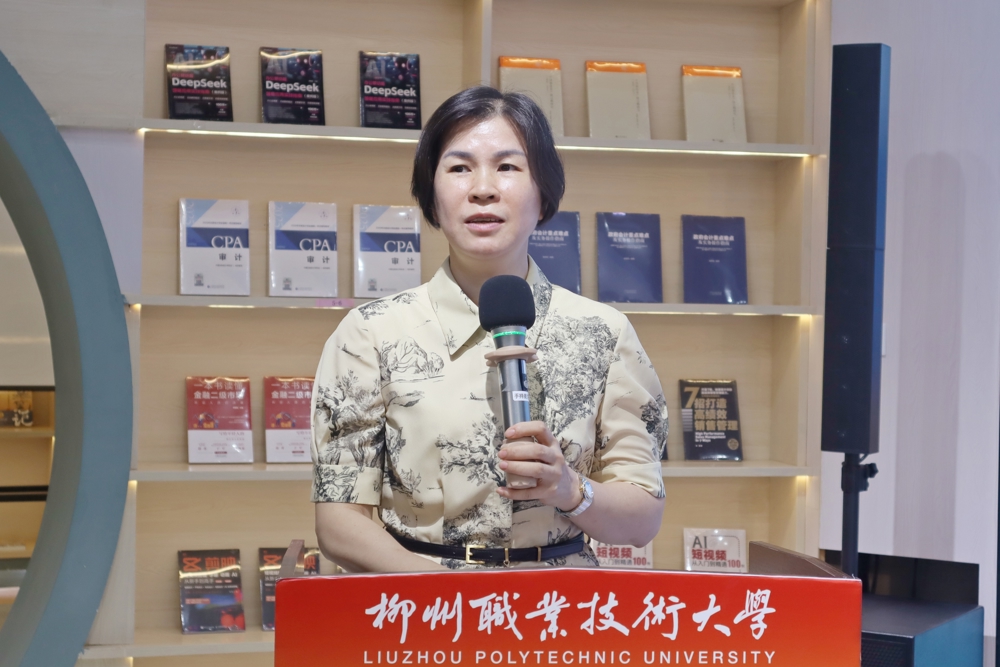 15e7b8f71577401ebf40e197d4c0d777