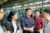 ѧУ��ҵ���������ļ���ҵ��չ�ط�����