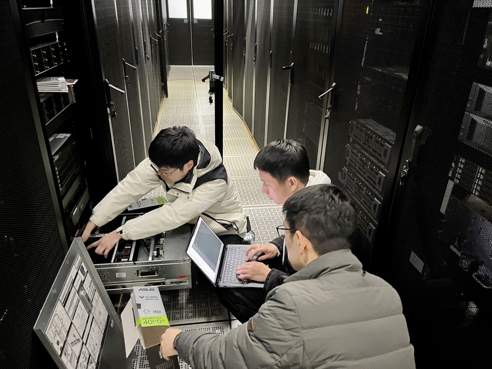 1.�Ŷ���У�ڿ�չDeepSeek��ذ���