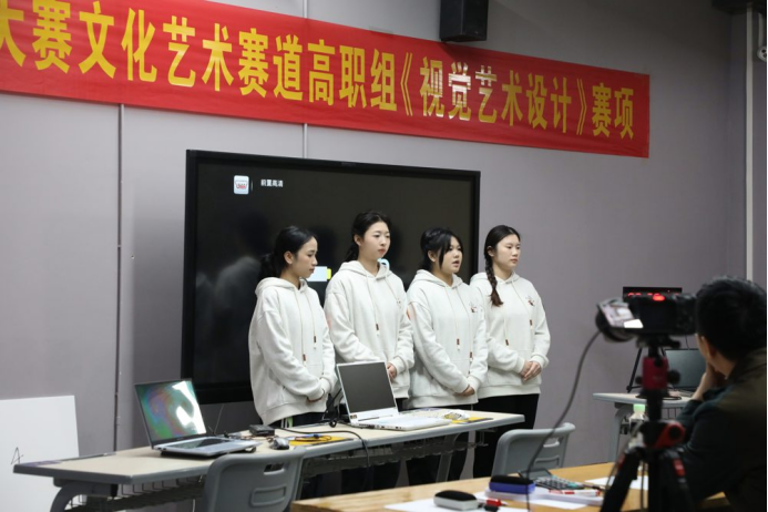 e158b590fe6c422a947832b7555d3e27