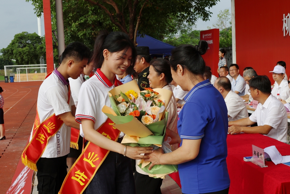 retouch_2025062810391096