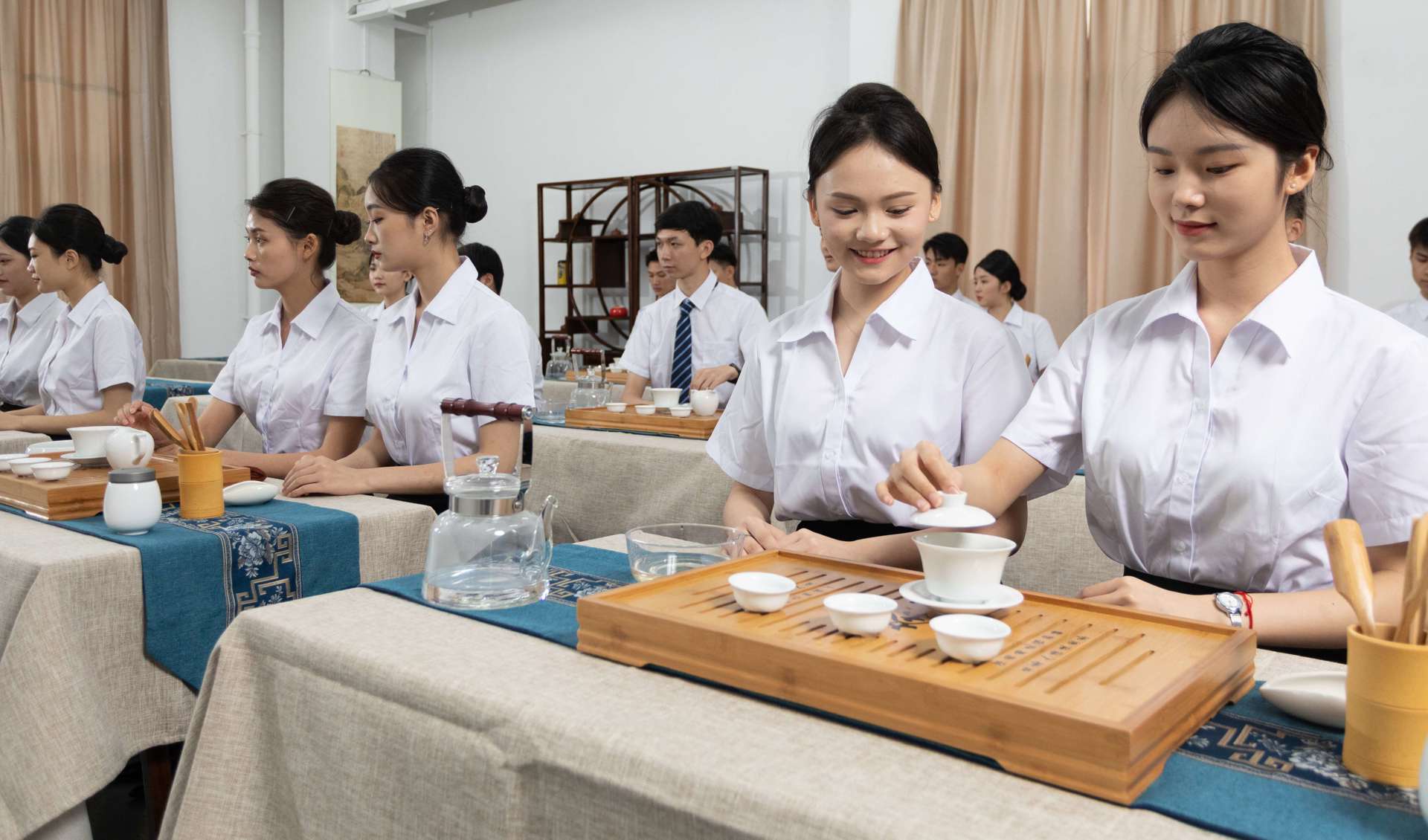 ���ϲ��տε�ѧ��