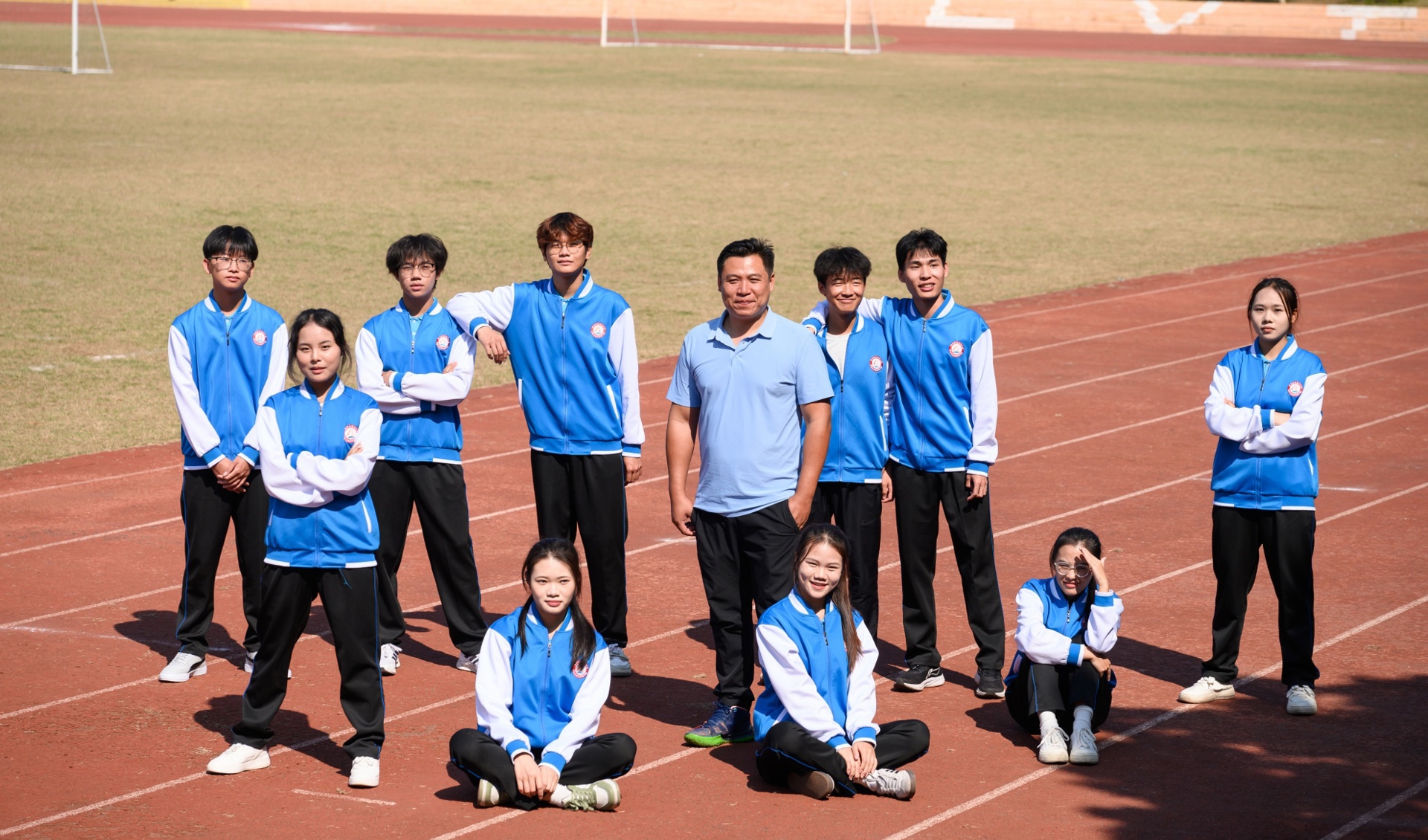 �˶���ʦ��