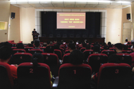 ѧУ�ٿ����Ľ��ְ�������߹����Ա�����������ξۻ�