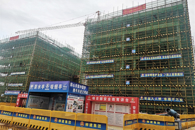 365���й�˾����У��14#ѧ������¥�ⶥ