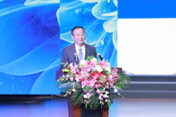 �߾�������µ�ʹ����������д��ʱ��ѧУ��������չ��ƪ�¡���У��ί�����������2021���������չ���佱�����ϵ��´�