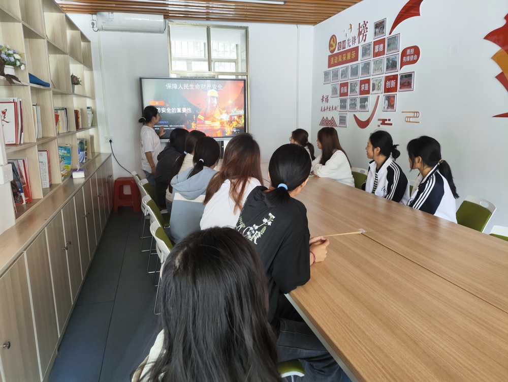 �����ֳ�