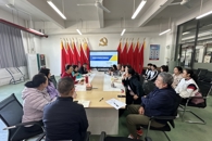 У��������ҵ����������ѧԺ��չʦ����̸��