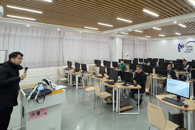 ��ҵ����������ѧԺ��չ��ϯ���������ڲ���ѵ