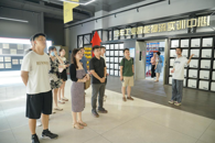 ����˶��ѧ�ӵ�365���й�˾������̸