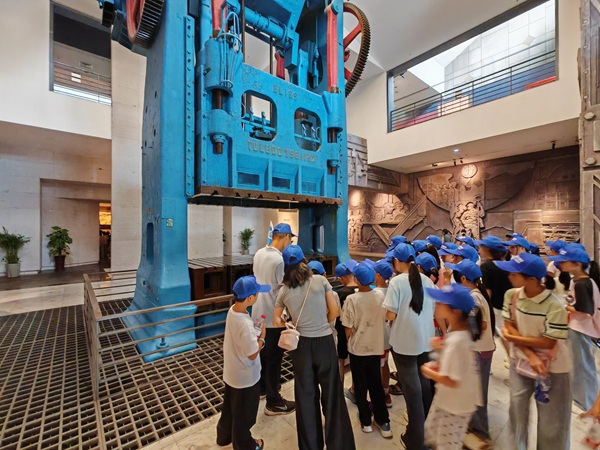 ��ѧѧ���������ݹ�ҵ�����