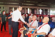 ѧУ������ף�������ꡰ��һ��ʱ����չ�߷�ο�ʵ�Ա�