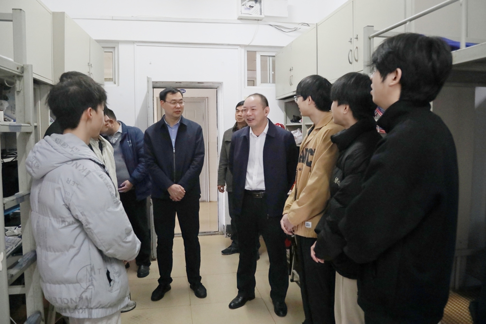 ο����Уѧ��