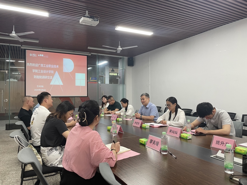 3975352013f941a5a52e6fa6c1d42946