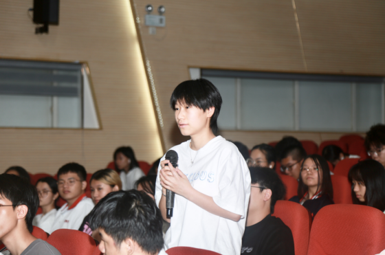 8553902f256e40b681544adf27f882f2