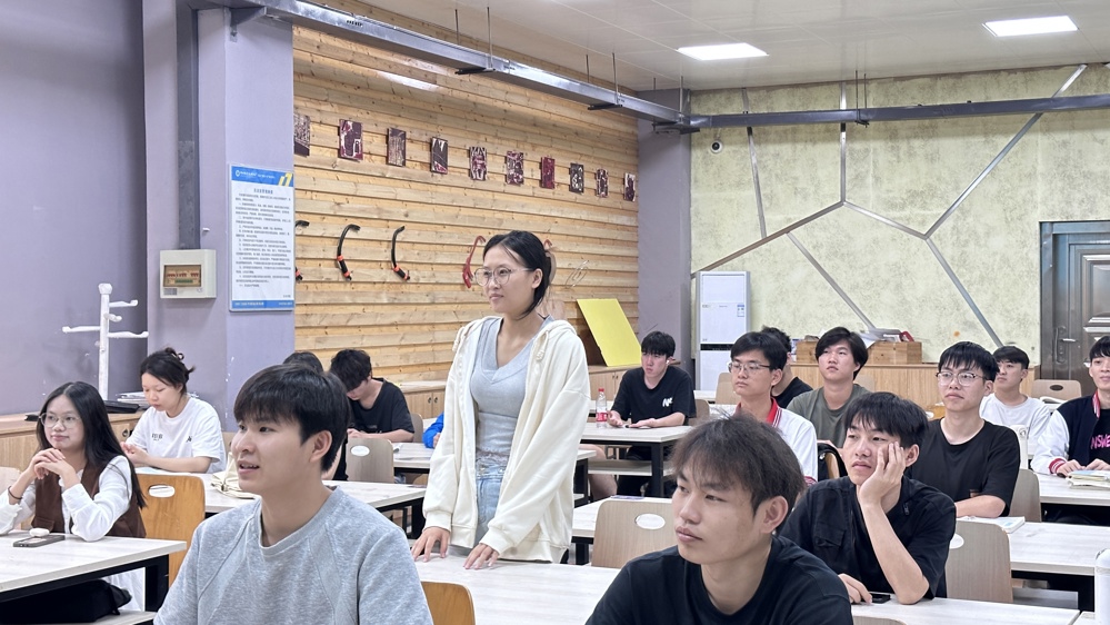 92d1b30697364c0dad85814f3b836b49