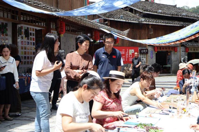 ca5c9ea2e3474bf4bf1504e7b69facbf